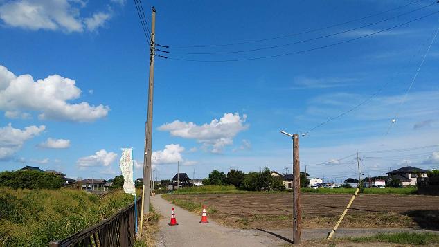 埼玉県吉川市川藤